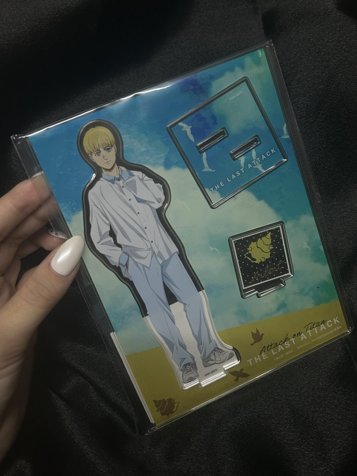現貨★進擊的巨人★劇場版限定阿爾敏立牌